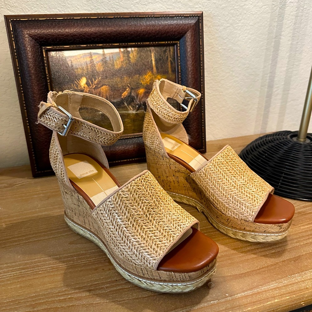 Dolce vita wedge heel